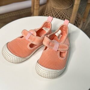 (5for$10) Cat & Jack Coral Mesh Kids Water Shoes /Size 6